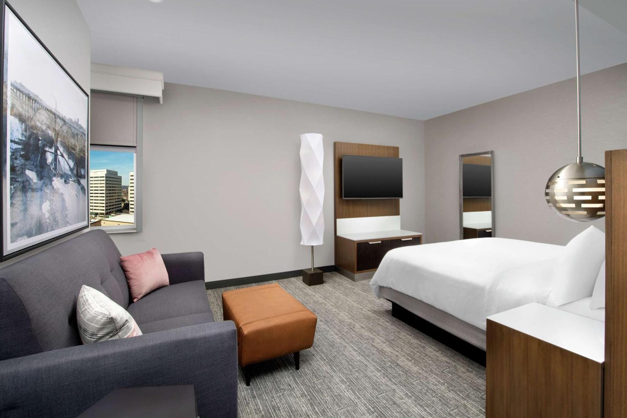 Embassy Suites By Hilton Knoxville Downtown Esterno foto